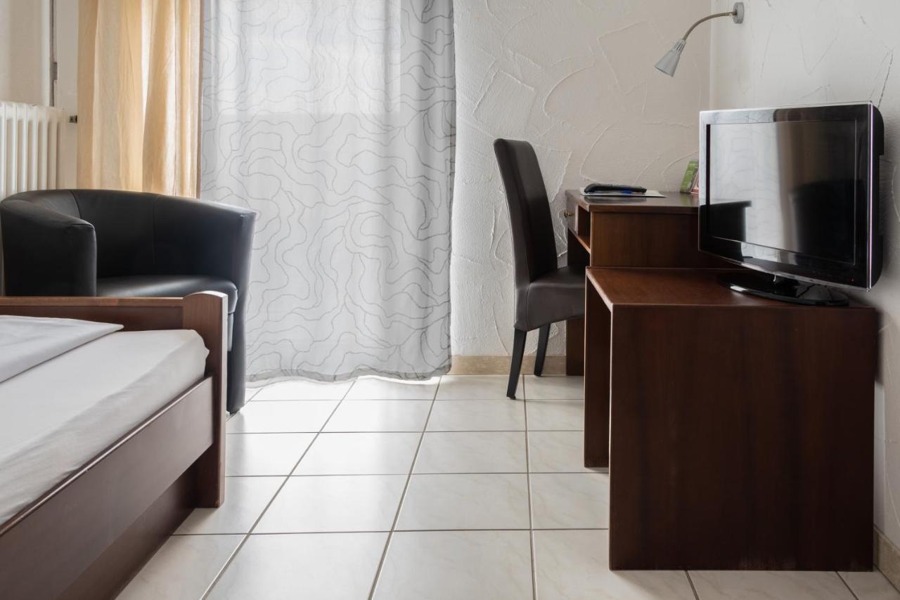 Hotel Landgasthaus Sockenbacher Hof Strumpfelbrunn Ngoại thất bức ảnh